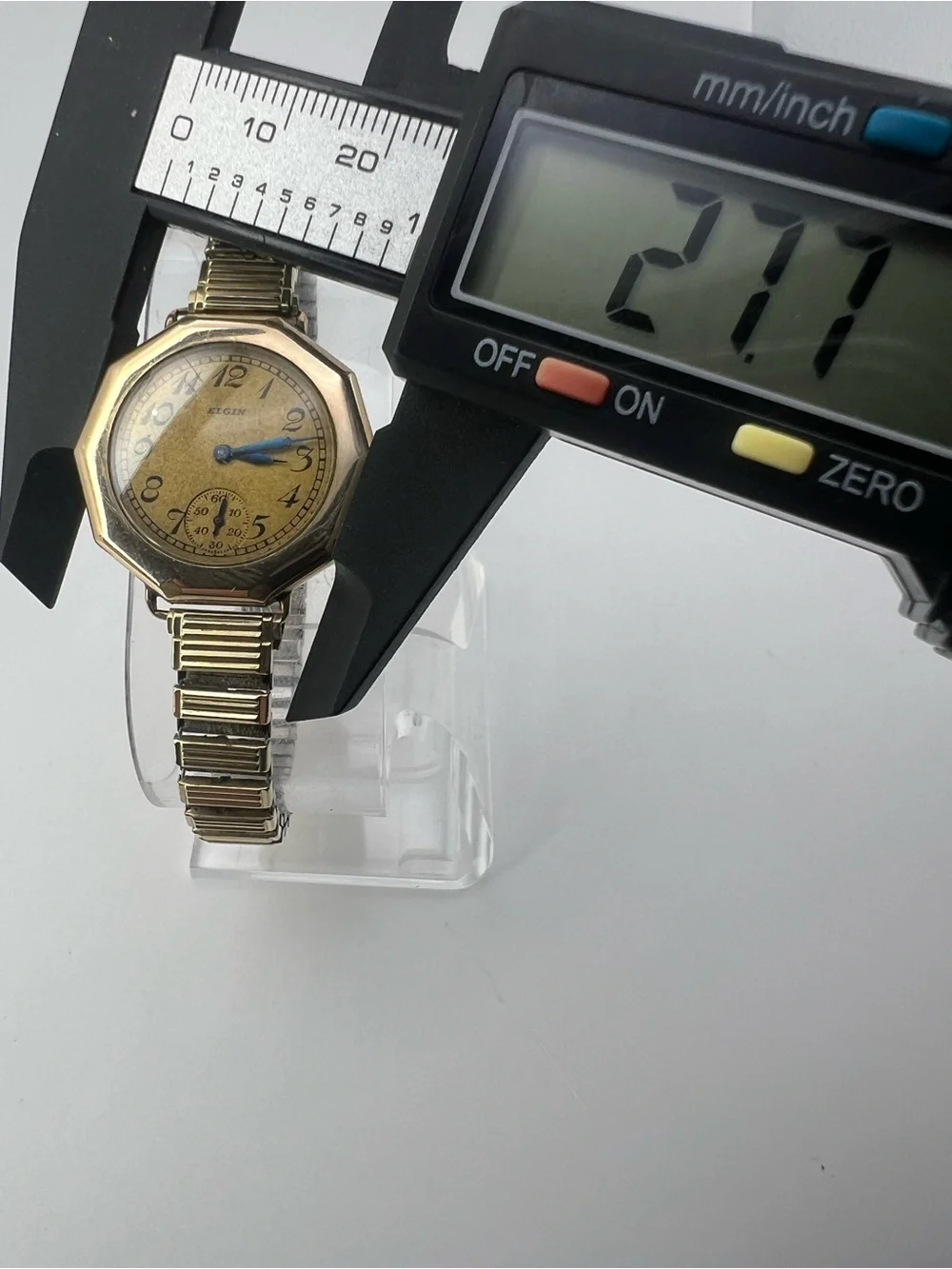 Elgin vintage mechanical watch runs good 10kt gf